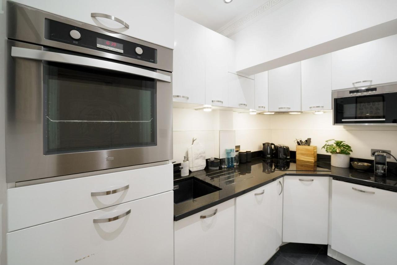 2 Bedr, 3 Beds, 1 Bath Thames, Trafalgar Sq London Exterior photo