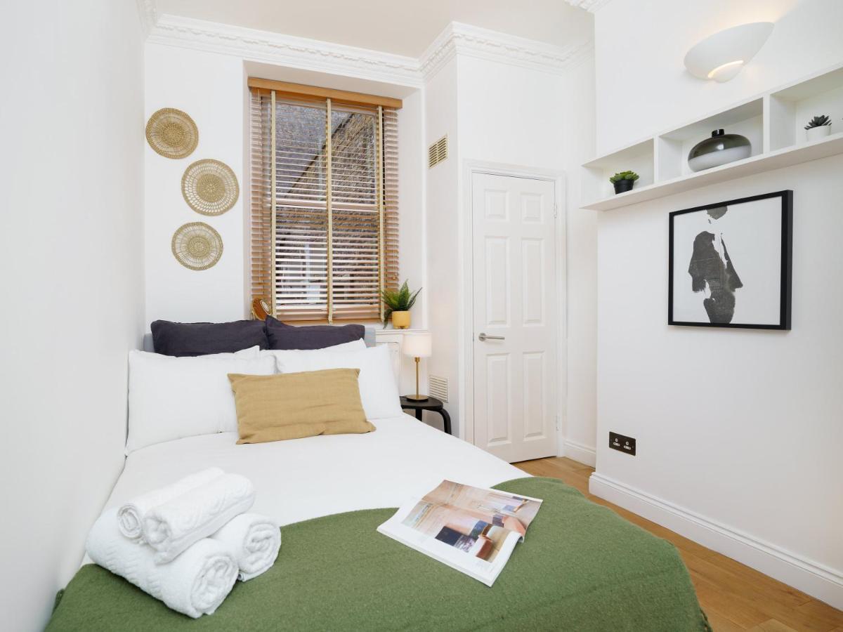 2 Bedr, 3 Beds, 1 Bath Thames, Trafalgar Sq London Exterior photo