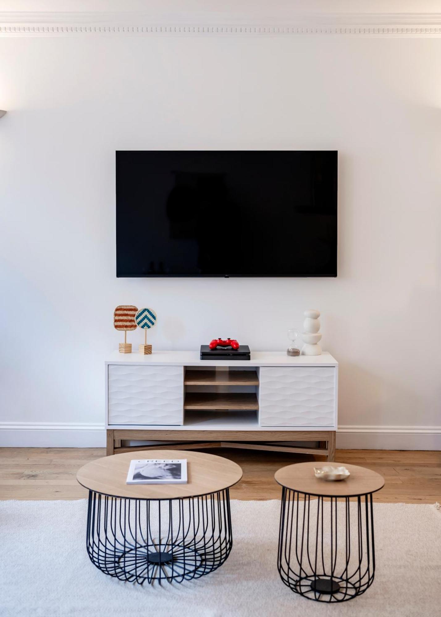 2 Bedr, 3 Beds, 1 Bath Thames, Trafalgar Sq London Exterior photo