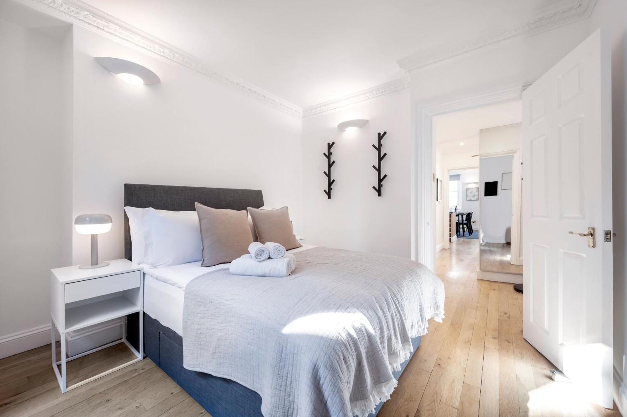 2 Bedr, 3 Beds, 1 Bath Thames, Trafalgar Sq London Exterior photo